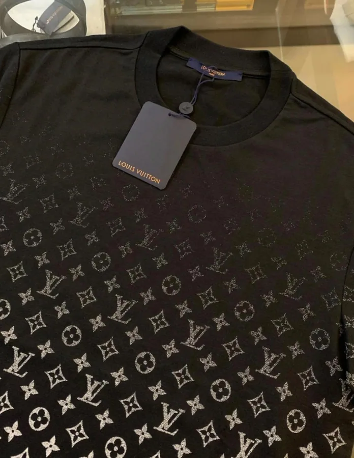 Louis Vuitton Monogram T-Shirt [15 styles] — T-Shirts find