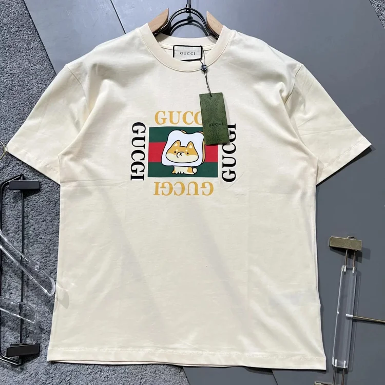 Gucci T-Shirt with Cute Dog Graphic - Luxury Fashion Tee — T-Shirts find