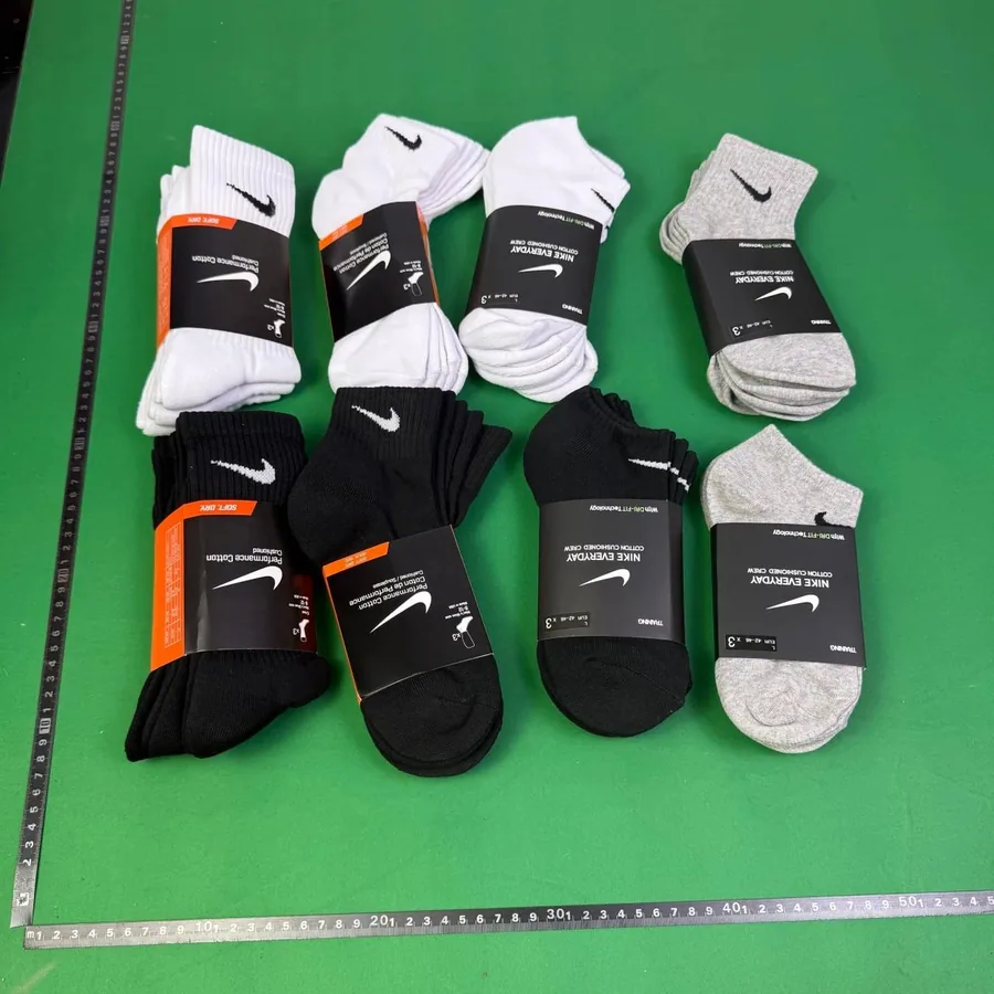 Nike Everyday Cotton Cushioned Crew Socks [40 styles] — Accessories find