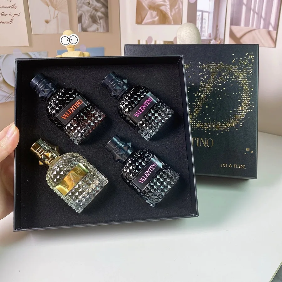 Valentino Rockstud Perfume 4-Piece Sample Set — Accessories find